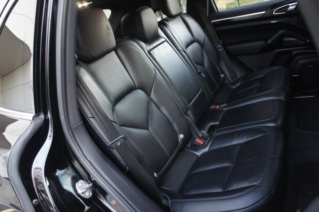2015 Porsche 958 Cayenne Diesel - Image 8 of 31