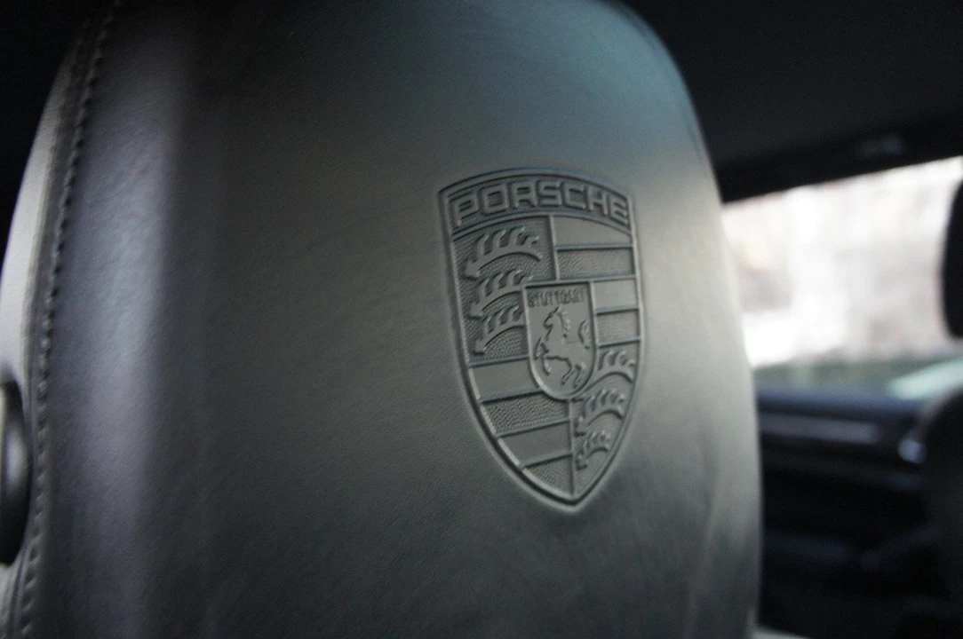 2015 Porsche 958 Cayenne Diesel - Image 24 of 31