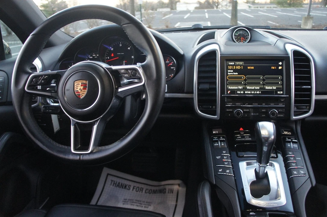 2015 Porsche 958 Cayenne Diesel - Image 29 of 31