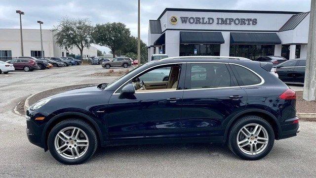 2015 Porsche 958 Cayenne Diesel - Image 2 of 4