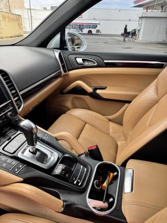 2015 Porsche 958 Cayenne - Image 5 of 9
