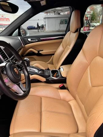 2015 Porsche 958 Cayenne - Image 9 of 9