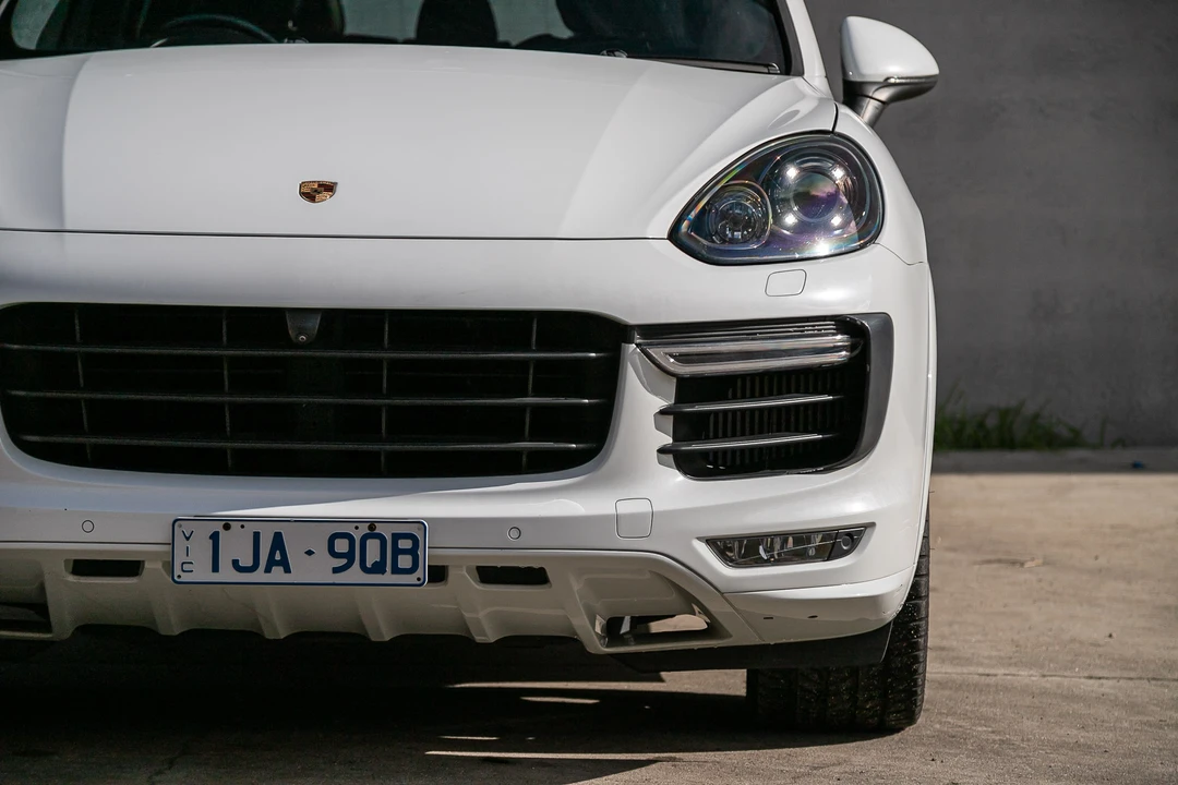 2015 Porsche 9Y0/9Y3 Cayenne GTS - Image 13 of 31