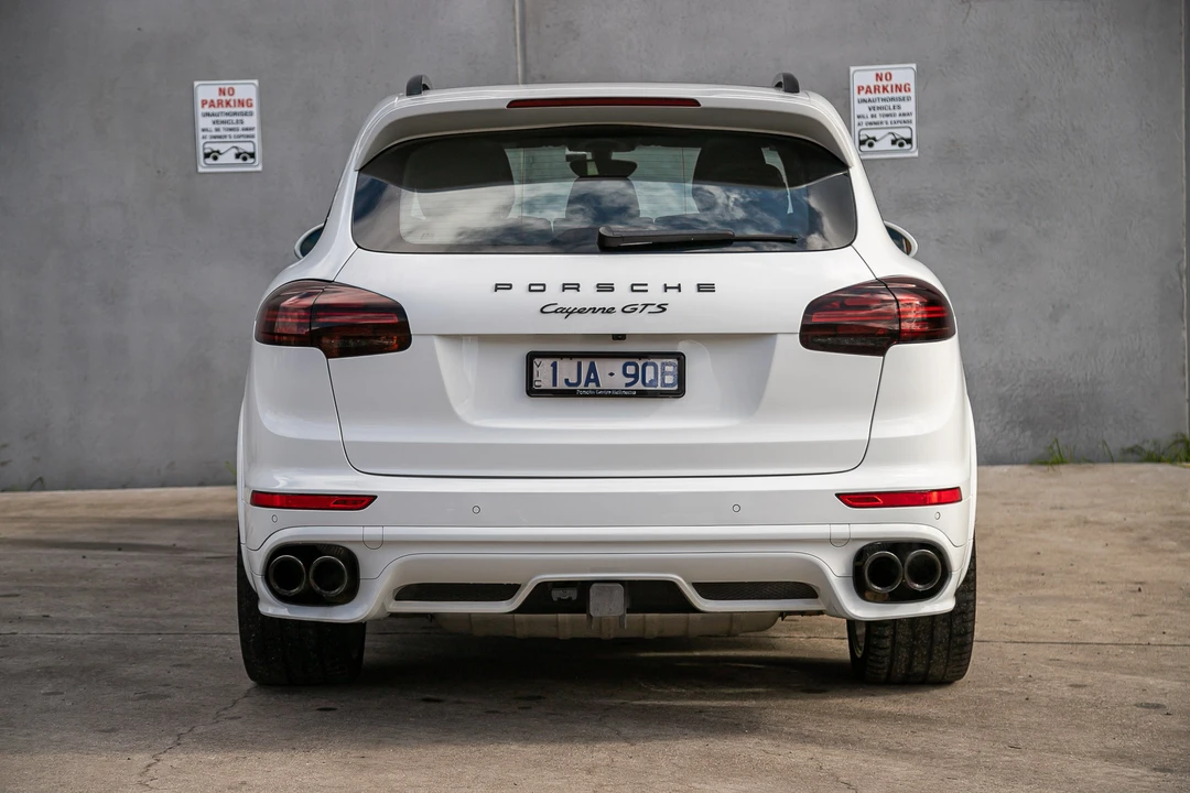 2015 Porsche 9Y0/9Y3 Cayenne GTS - Image 7 of 31