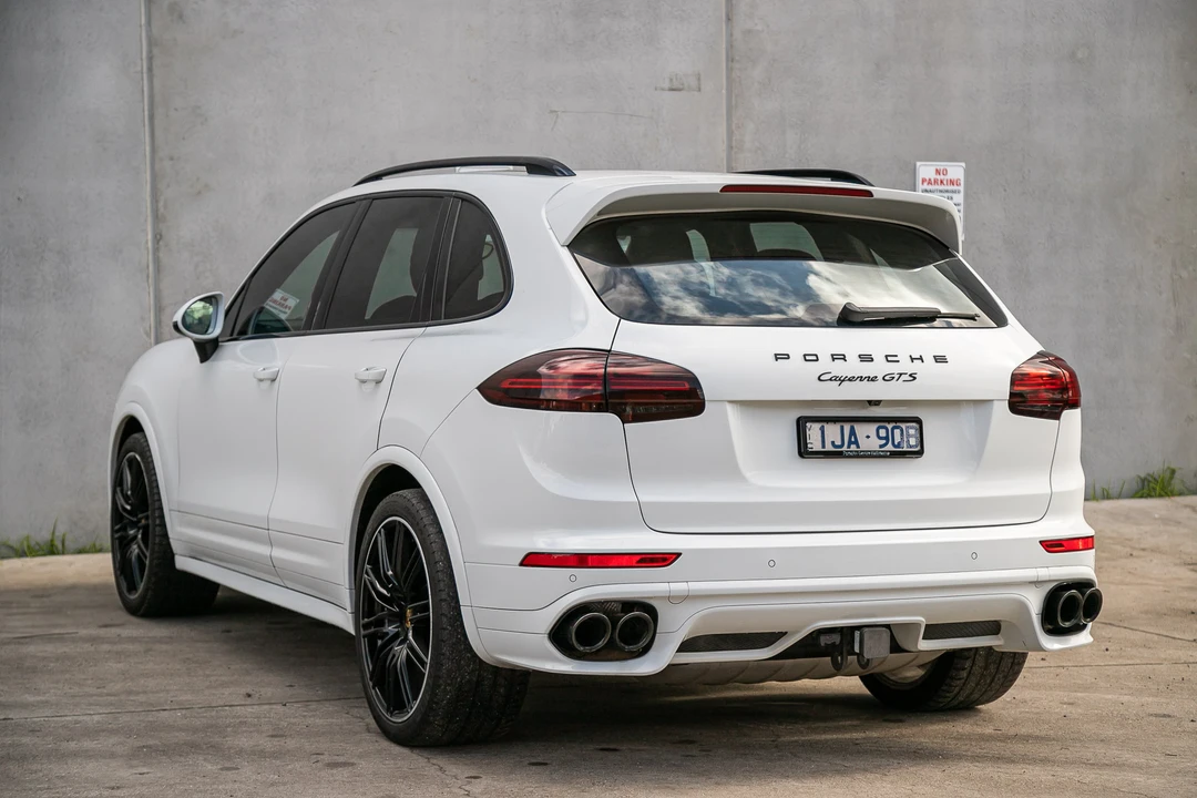 2015 Porsche 9Y0/9Y3 Cayenne GTS - Image 8 of 31