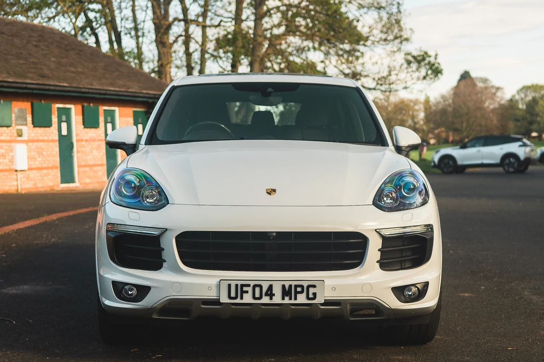 2015 Porsche 958 Cayenne S - Image 3 of 31