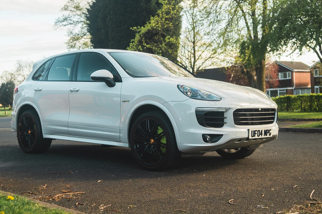 2015 Porsche 958 Cayenne S - Image 4 of 31