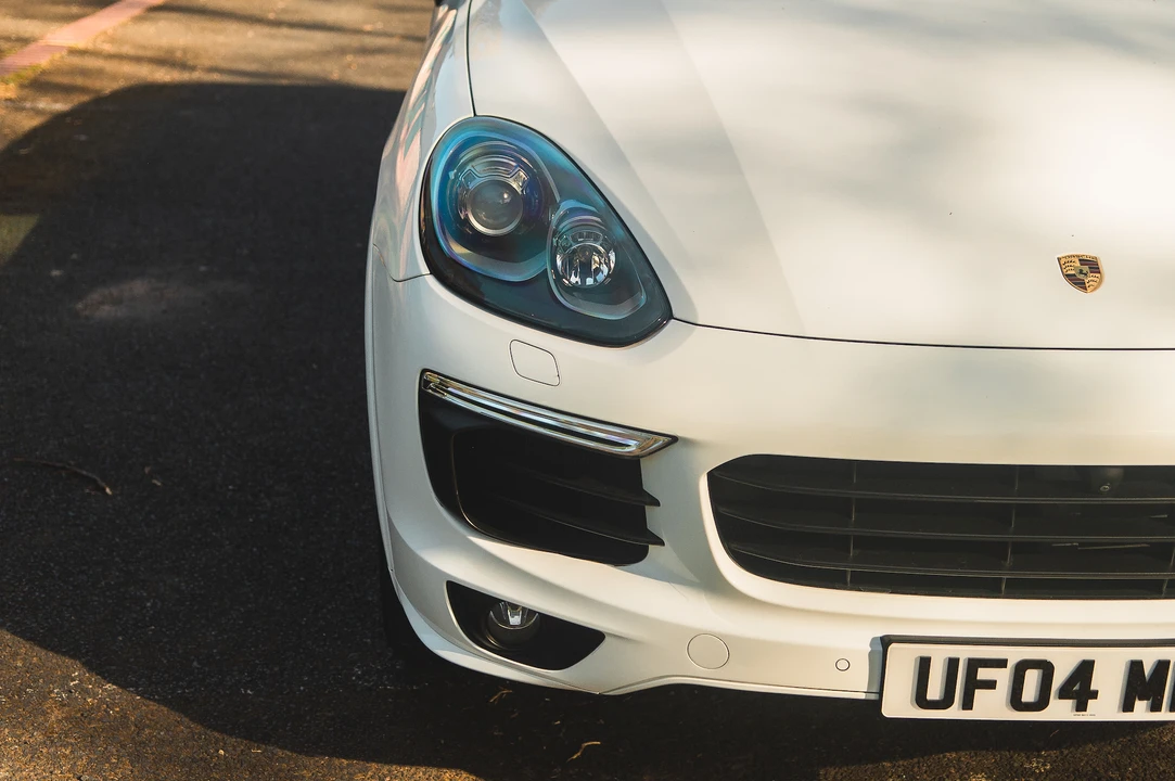 2015 Porsche 958 Cayenne S - Image 13 of 31