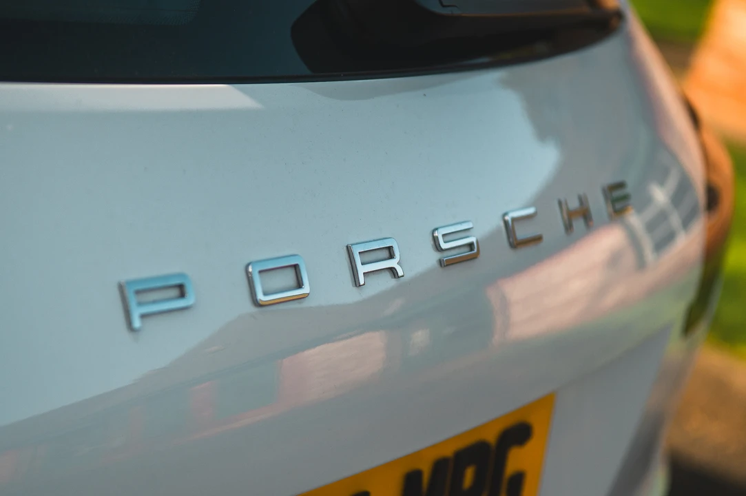 2015 Porsche 958 Cayenne S - Image 23 of 31
