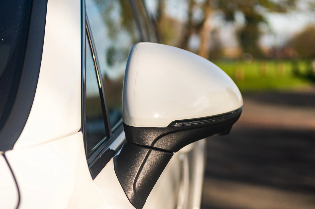 2015 Porsche 958 Cayenne S - Image 25 of 31