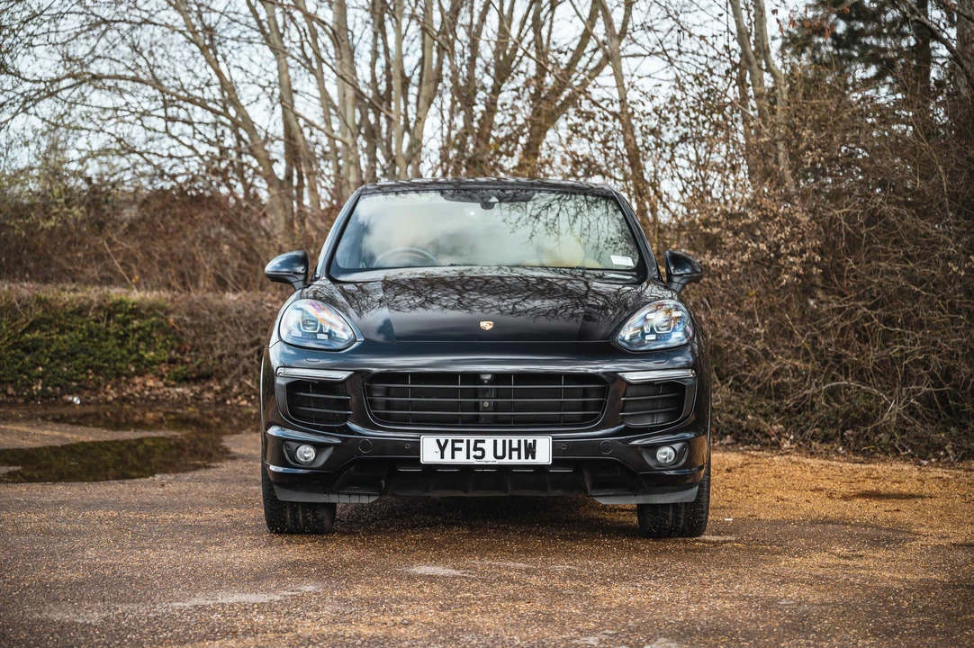 2015 Porsche 958 Cayenne S - Image 3 of 31