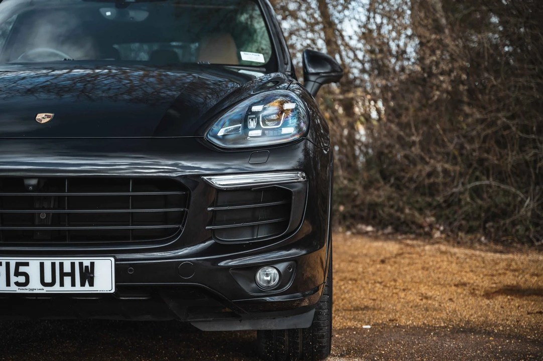 2015 Porsche 958 Cayenne S - Image 17 of 31