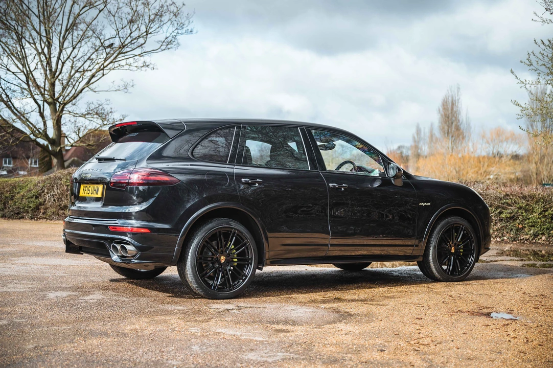 2015 Porsche 958 Cayenne S - Image 6 of 31