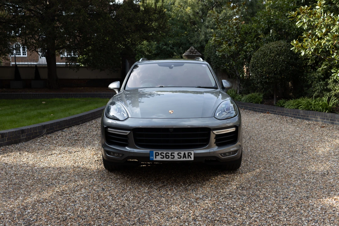 2015 Porsche 955/957 Cayenne Turbo - Image 3 of 31