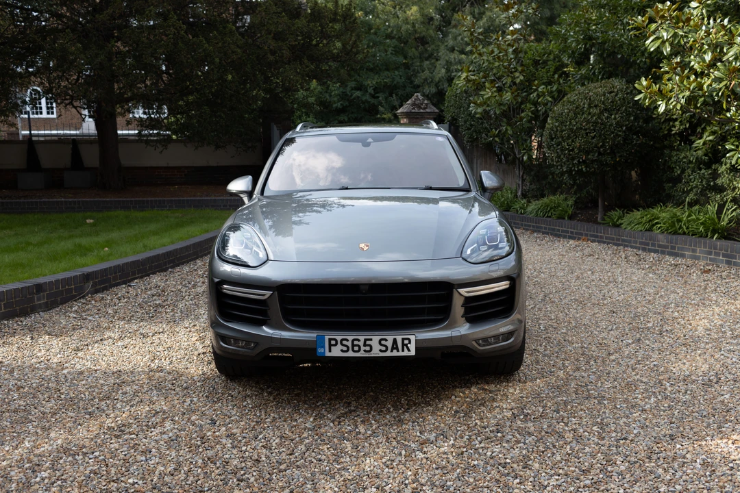 2015 Porsche 955/957 Cayenne Turbo - Image 11 of 31