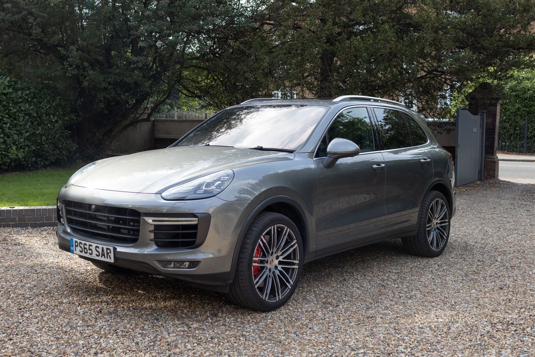 2015 Porsche 955/957 Cayenne Turbo - Image 10 of 31