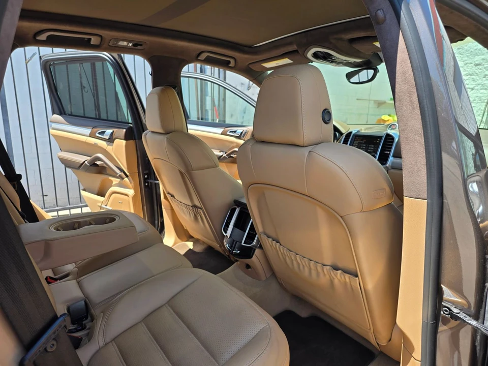 2015 Porsche 958 Cayenne - Image 21 of 31