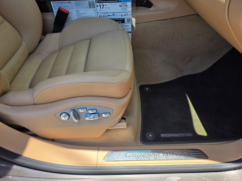 2015 Porsche 958 Cayenne - Image 19 of 31