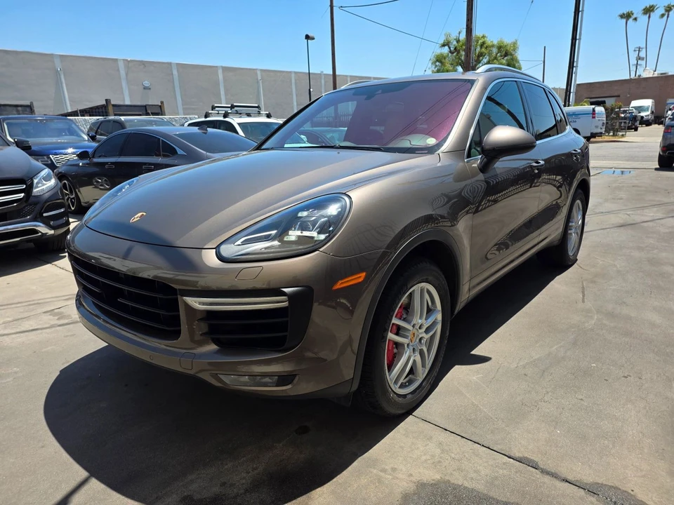 2015 Porsche 958 Cayenne - Image 7 of 31