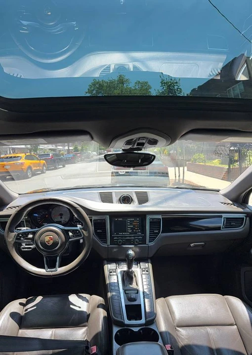 2015 Porsche Macan S - Image 16 of 21