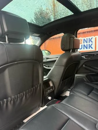 2015 Porsche Macan S - Image 11 of 16