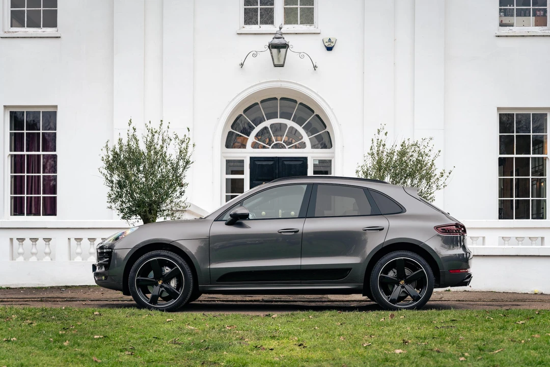 2015 Porsche Macan S - Image 16 of 31