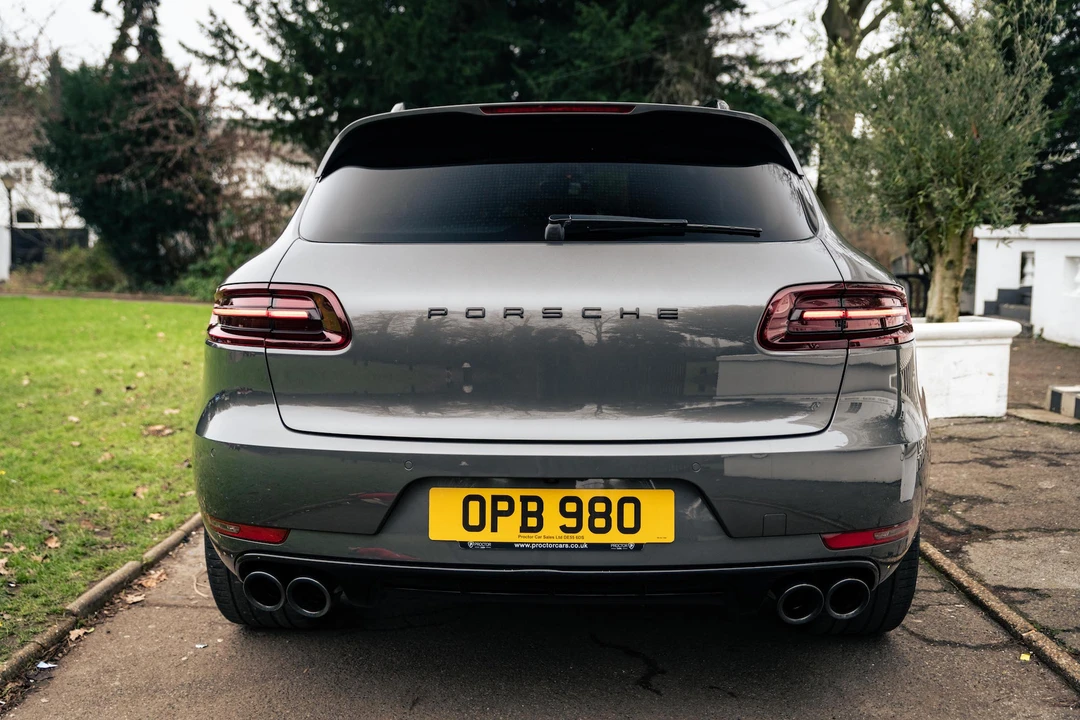 2015 Porsche Macan S - Image 7 of 31