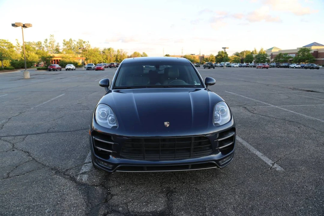 2015 Porsche Macan Turbo - Image 2 of 7