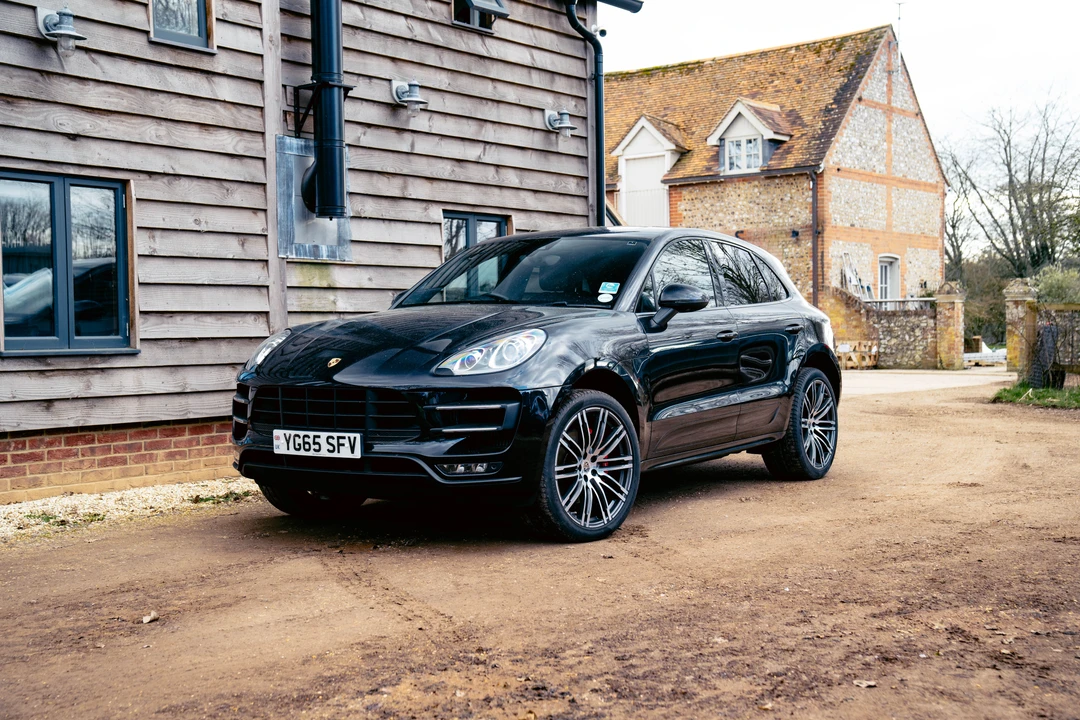 2015 Porsche Macan Turbo - Image 4 of 31