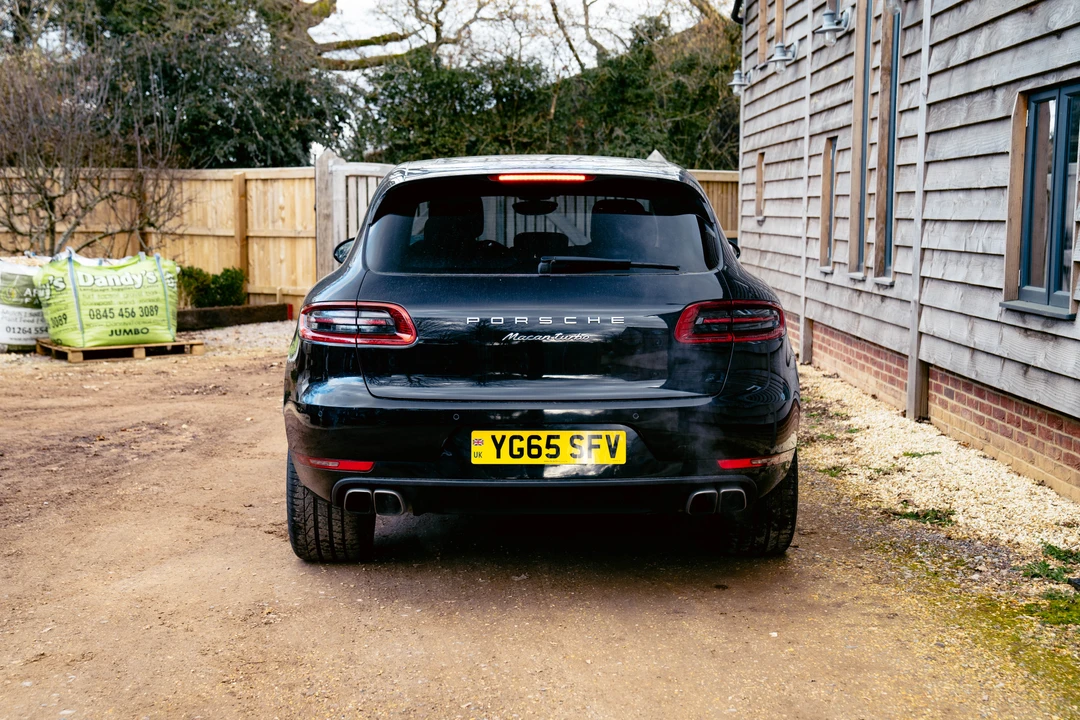 2015 Porsche Macan Turbo - Image 7 of 31