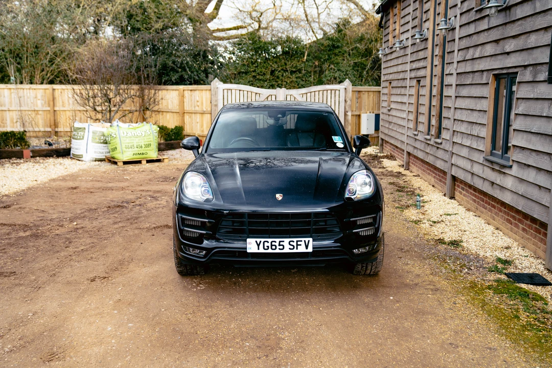 2015 Porsche Macan Turbo - Image 3 of 31