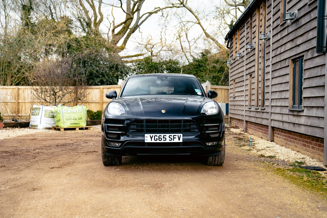 2015 Porsche Macan Turbo - Image 11 of 31