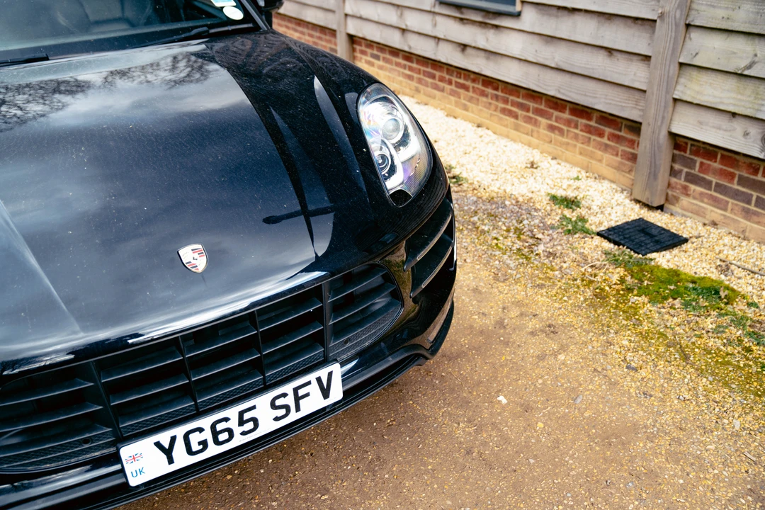 2015 Porsche Macan Turbo - Image 17 of 31