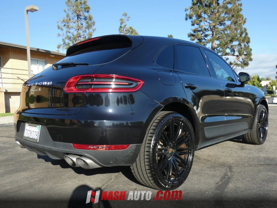 2015 Porsche Macan - Image 8 of 31