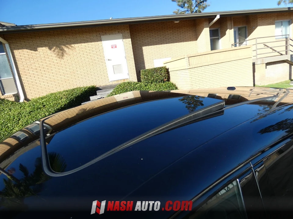 2015 Porsche Macan - Image 16 of 31