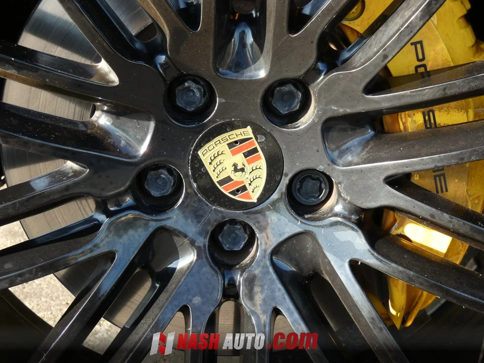 2015 Porsche Macan - Image 18 of 31