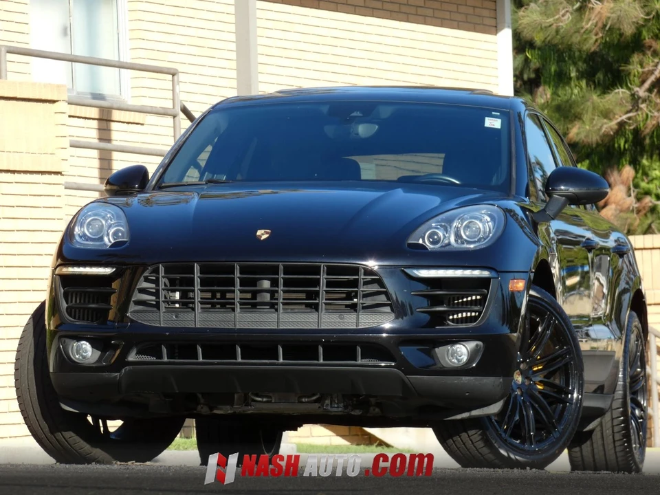 2015 Porsche Macan - Image 2 of 31