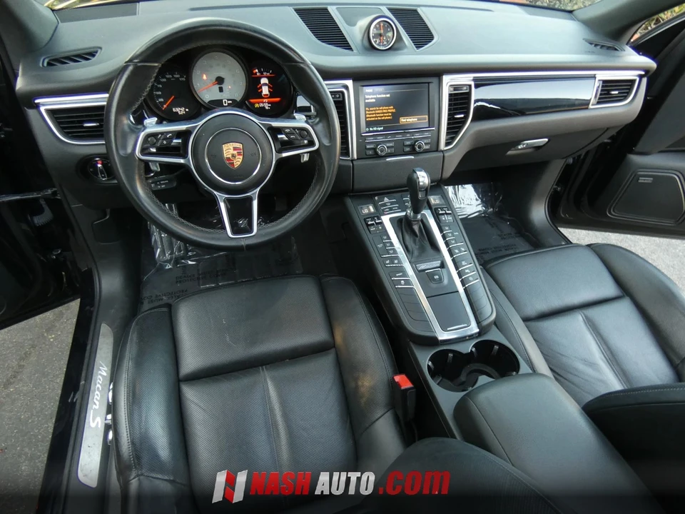 2015 Porsche Macan - Image 20 of 31