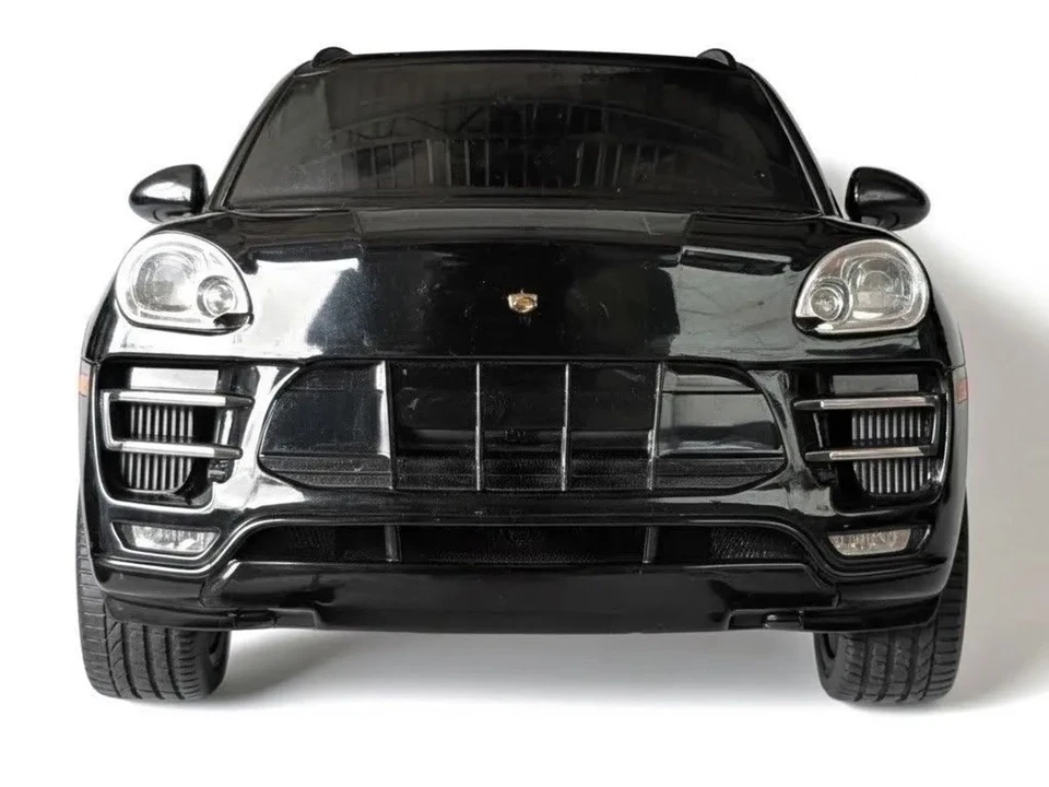2015 Porsche Macan - Image 2 of 16