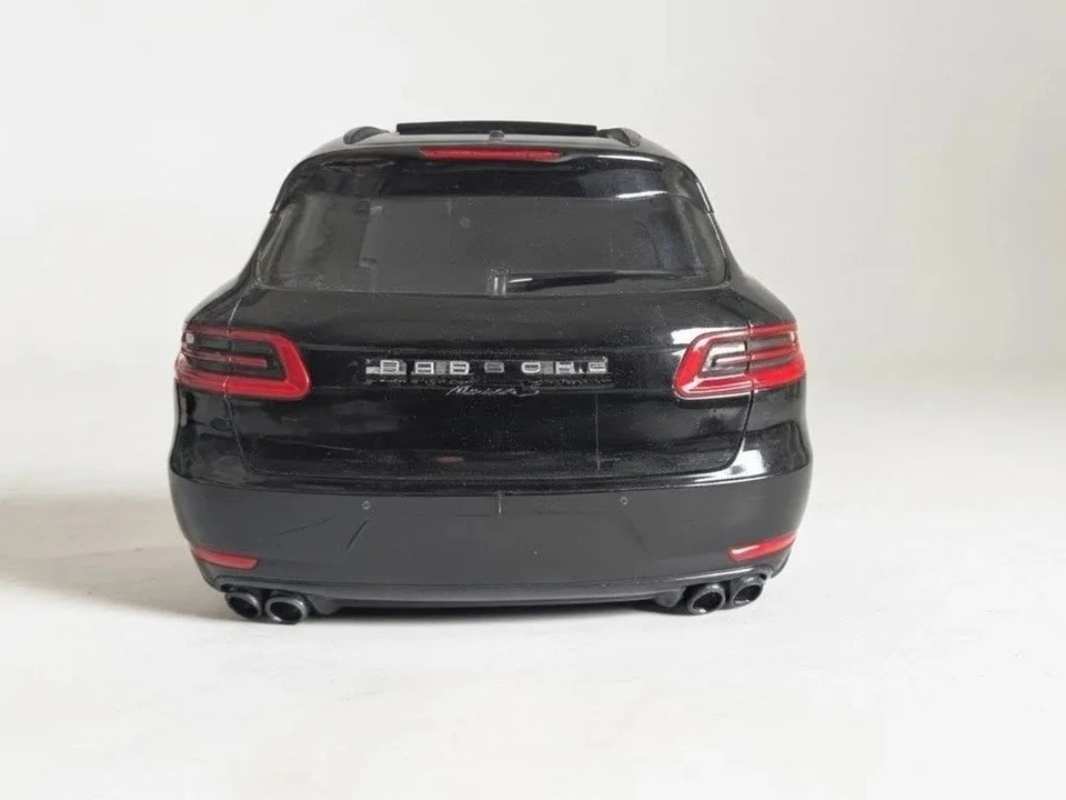 2015 Porsche Macan - Image 5 of 16