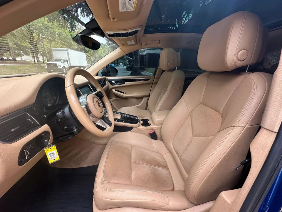 2015 Porsche Macan - Image 15 of 31
