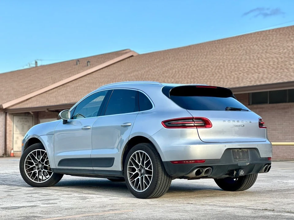 2015 Porsche Macan - Image 4 of 31
