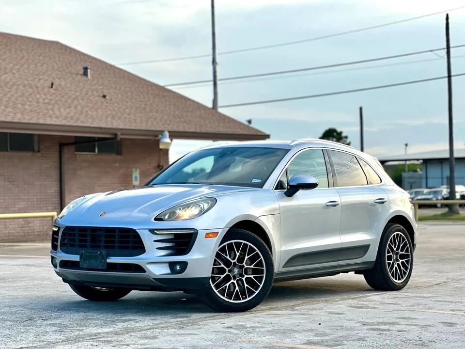 2015 Porsche Macan - Image 21 of 31