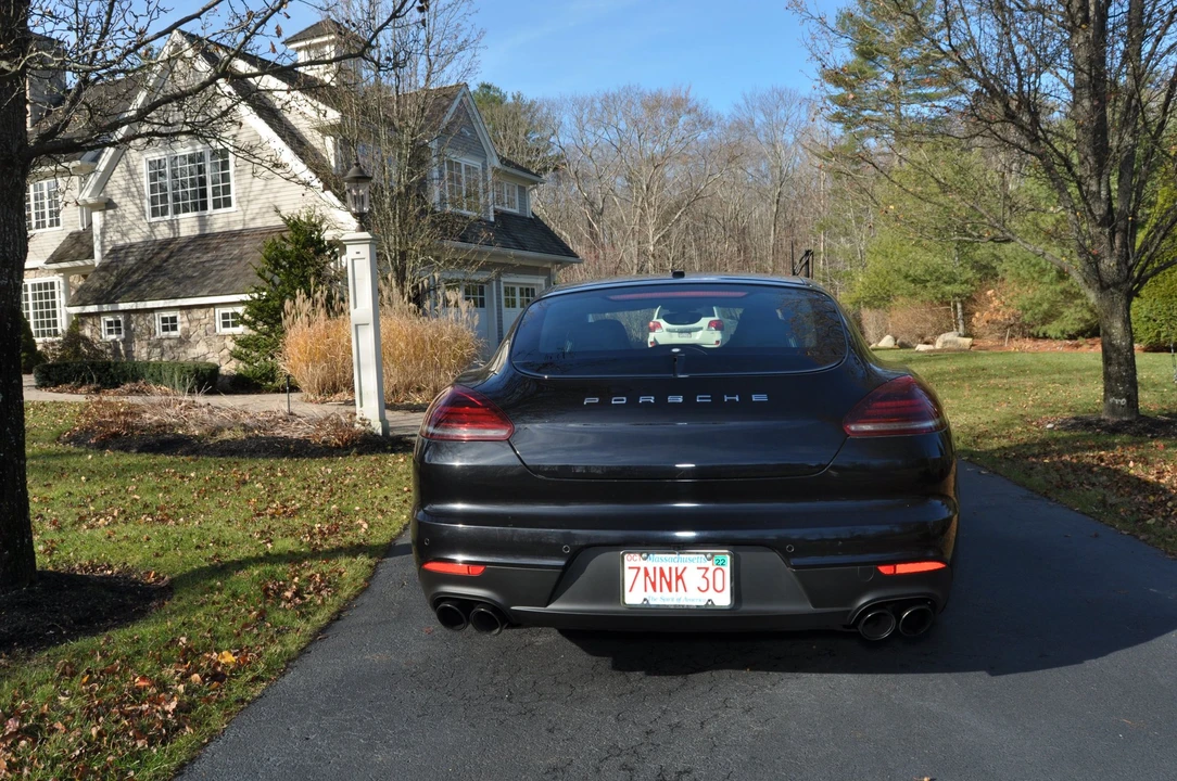 2015 Porsche 970 Panamera GTS - Image 7 of 31