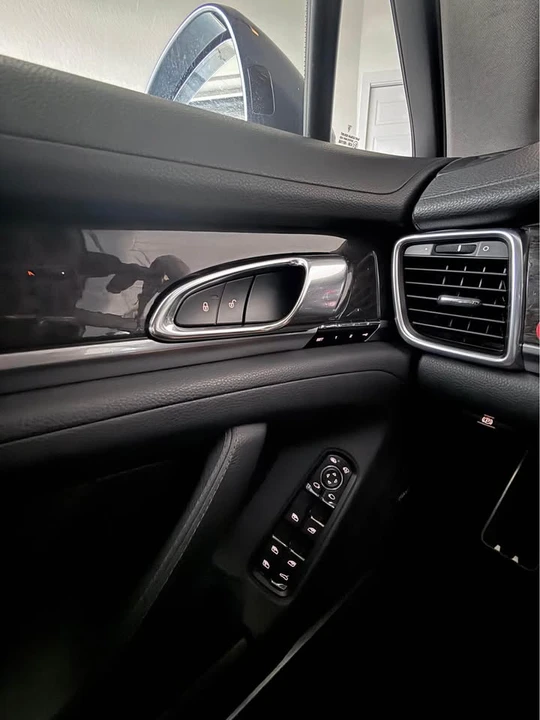 2015 Porsche Cayman - Image 7 of 10