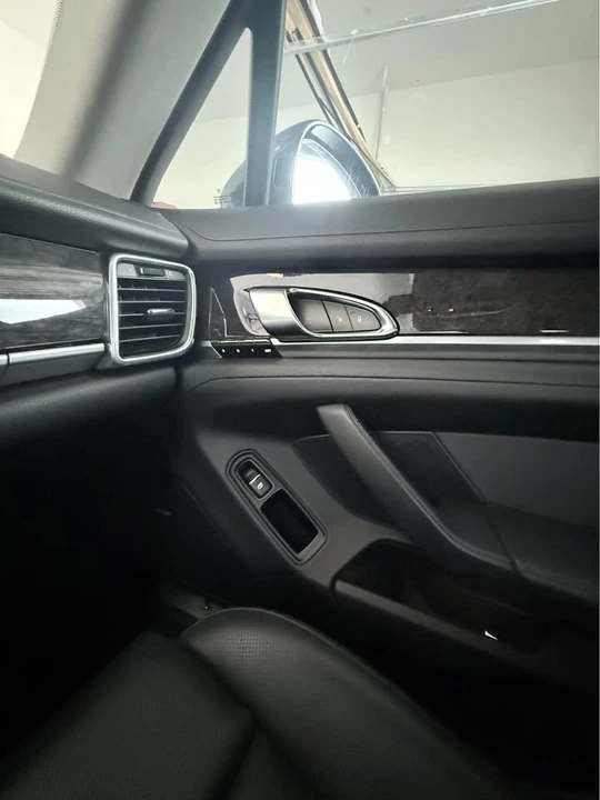 2015 Porsche Cayman - Image 8 of 10
