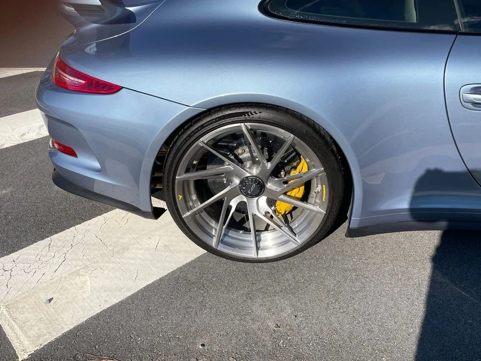 2015 Porsche 991 GT3 - Image 12 of 25