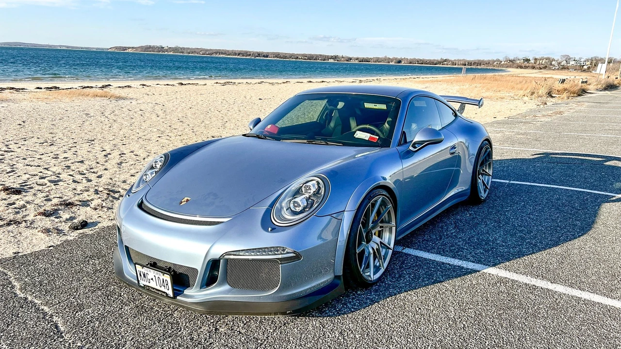 2015 Porsche 991 GT3 - Image 2 of 13