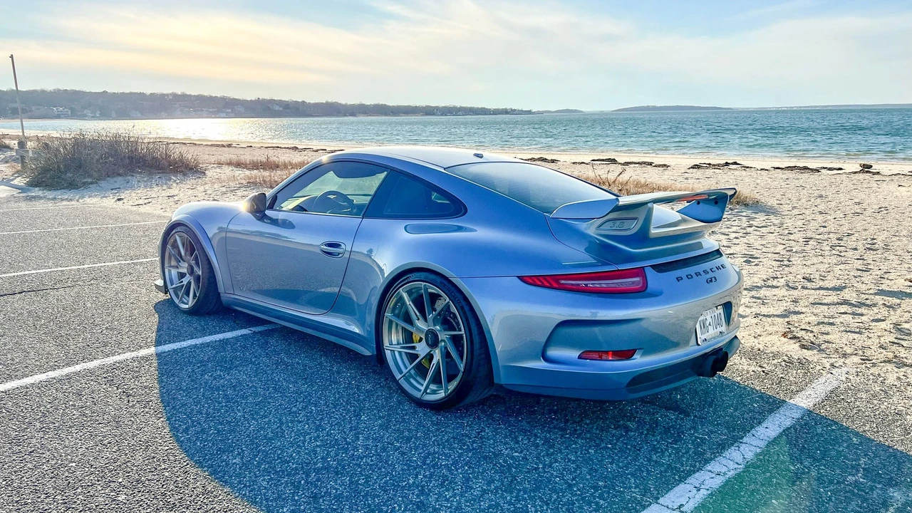 2015 Porsche 991 GT3 - Image 4 of 13