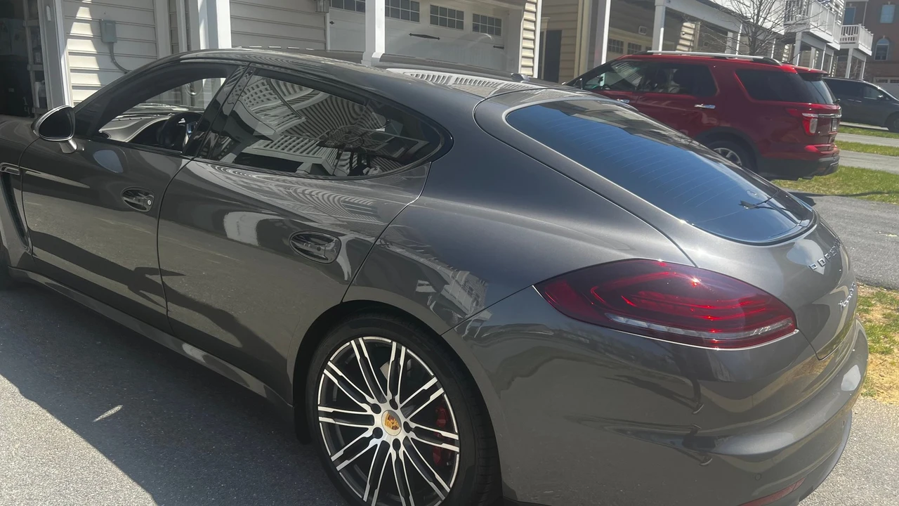 2015 Porsche 970 Panamera GTS - Image 10 of 12
